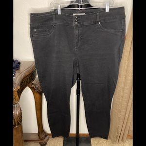 Torrid Size 26T Jeggings